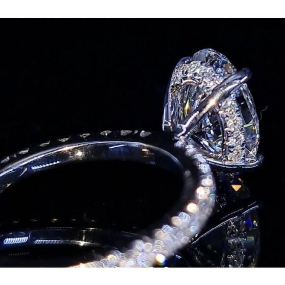 New Womens Simulated Diamond Engagement Ring - Picture 3 of 3